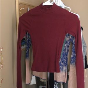 Cropped Maroon turtleneck